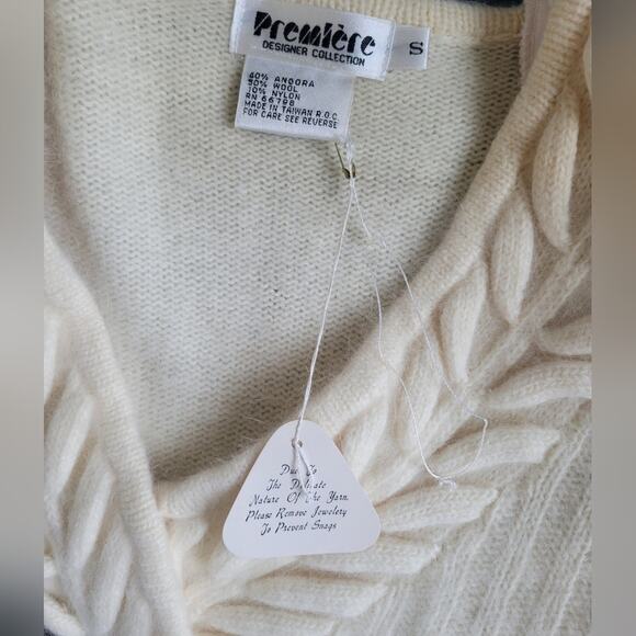 NWT Vintage Angora Wool 1980's V-Neck Sweater Size Small Cream Braided - Picture 5 of 10